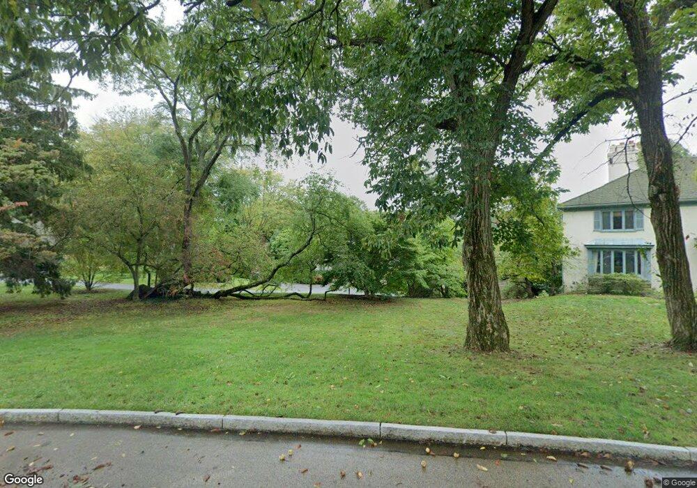 232 Ravenscliff Rd, Wayne, PA 19087 - photo 1