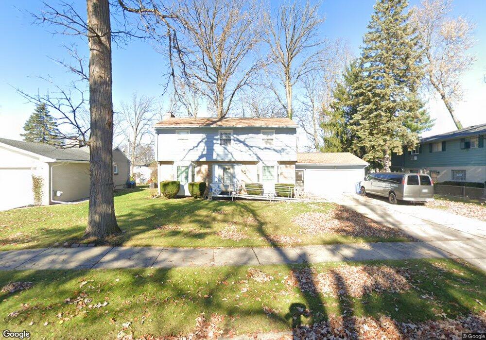 2914 Woodview Dr, Lansing, MI 48911 - photo 1