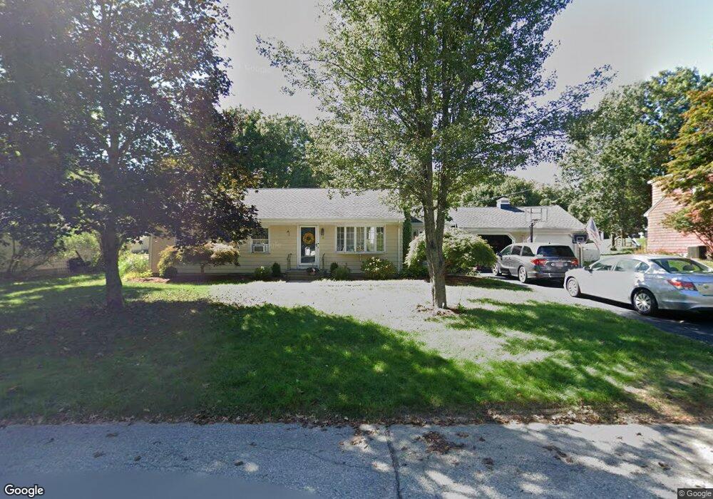 15 Arnold Dr, Cumberland, RI 02864 - photo 1