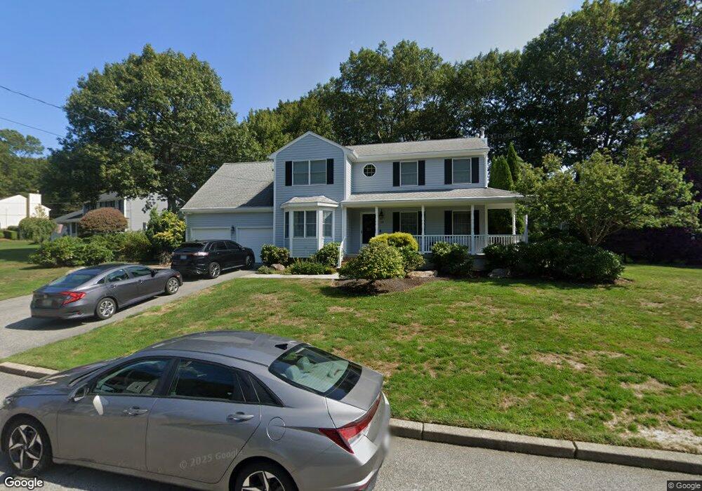 108 Castleton Dr, Cranston, RI 02921 - photo 1