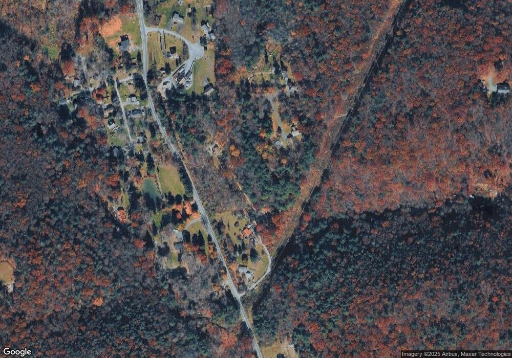 204 Stone Ln, Kunkletown, PA 18058 - photo 1