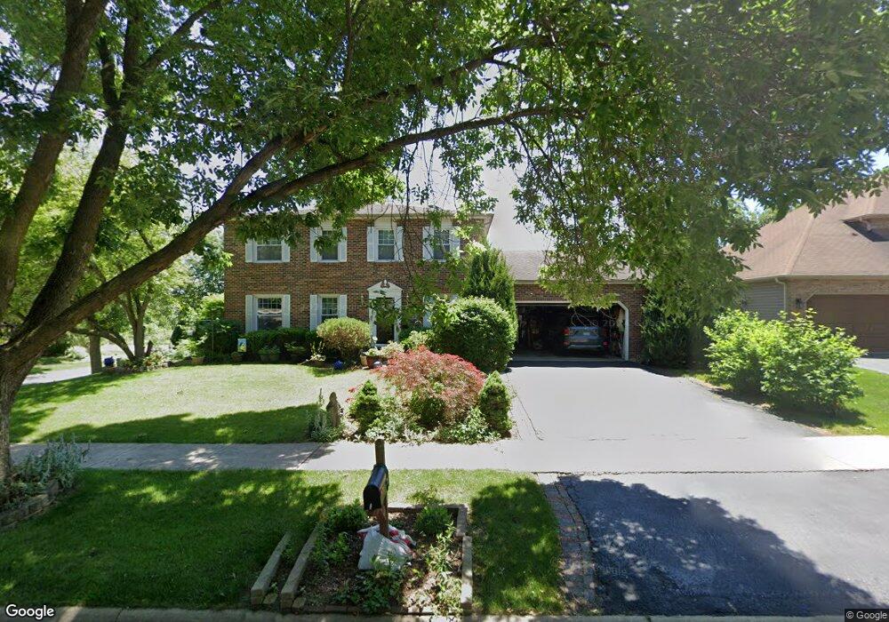 953 Lehigh Cir, Naperville, IL 60565 - photo 1