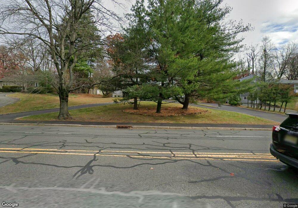 500 Old Short Hills Rd, Short Hills, NJ 07078 - photo 1