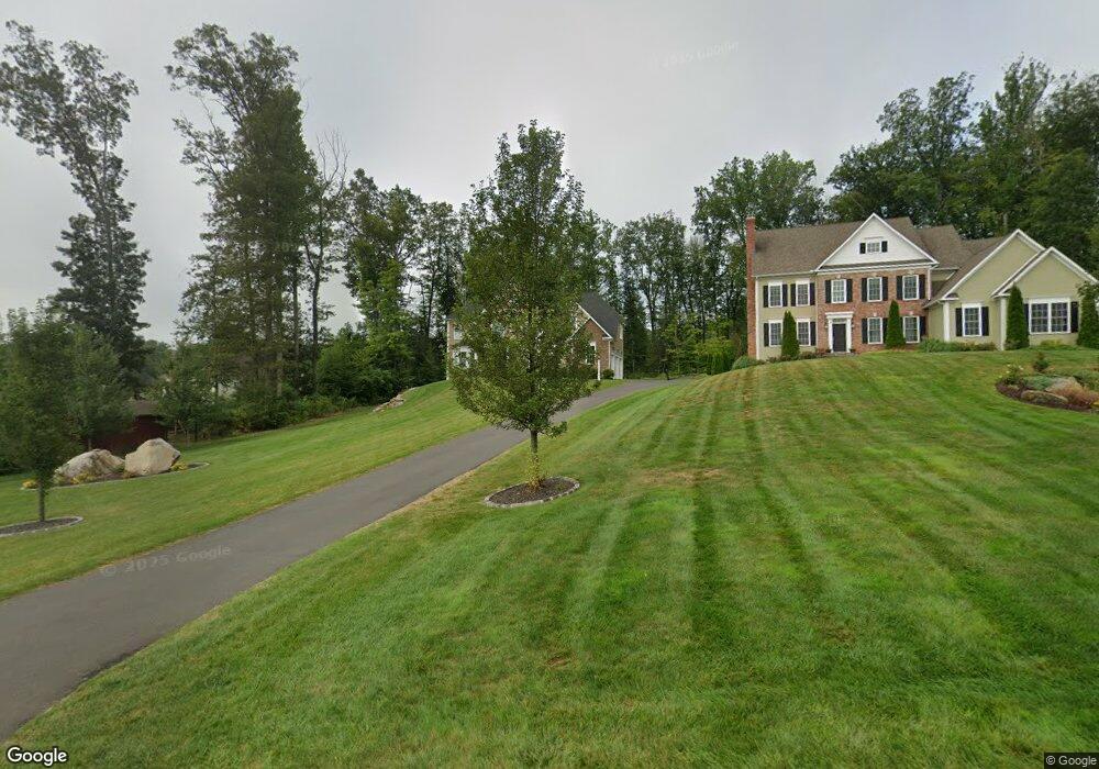 33 Bridgehampton Crossing, Farmington, CT 06085 - photo 1