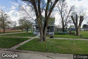 303 S Alexander Ave, Clay Center, NE 68933