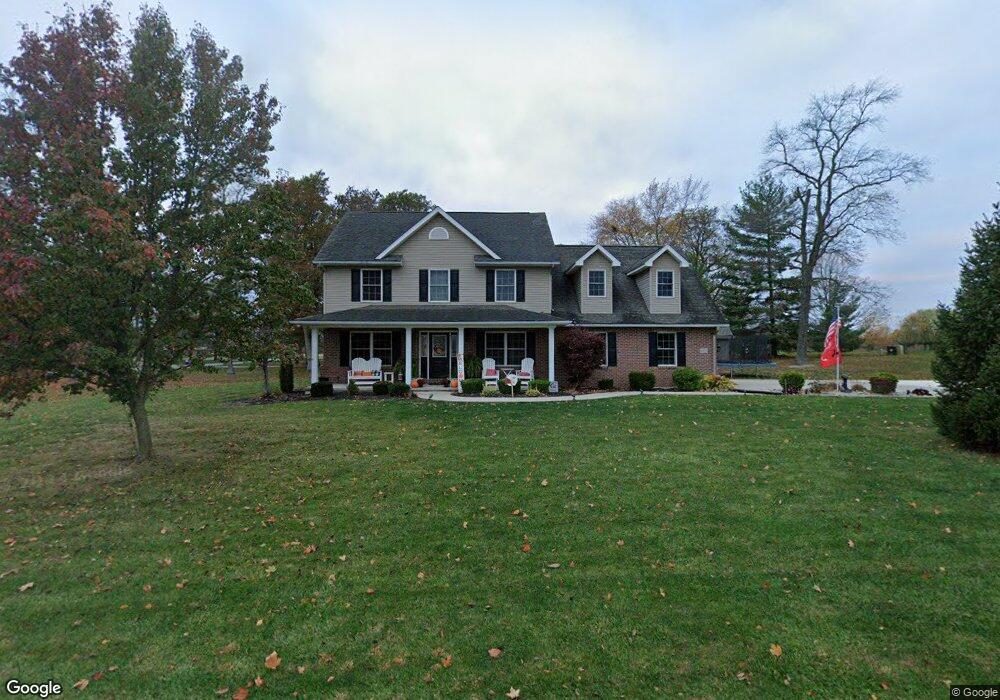 16275 Nottingham Dr, Wapakoneta, OH 45895 - photo 1