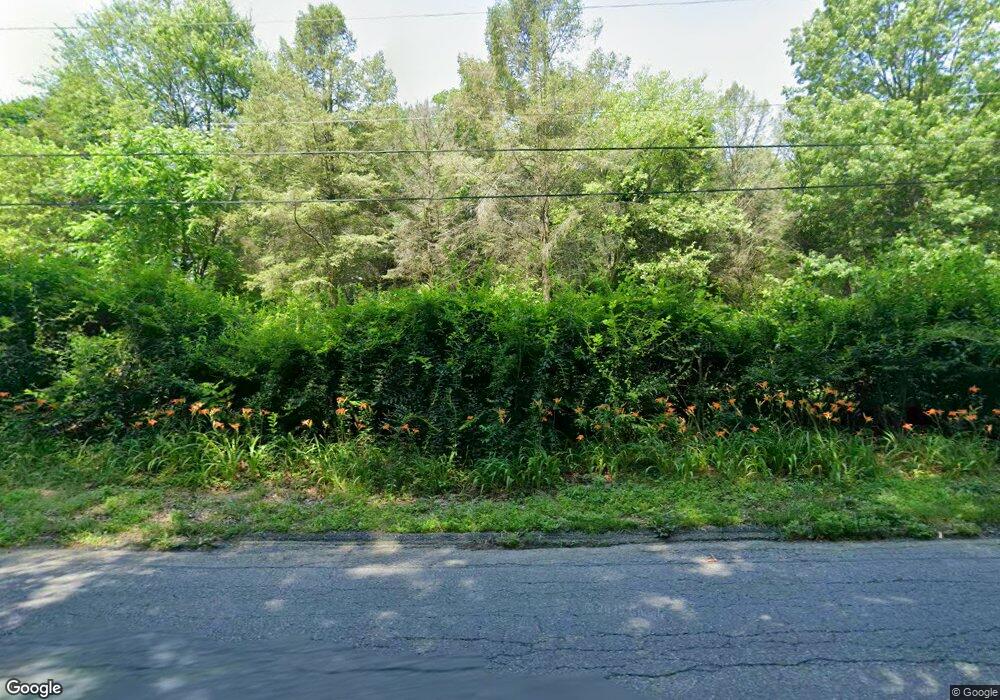 935 Clearfield Rd, Nazareth, PA 18064 - photo 1