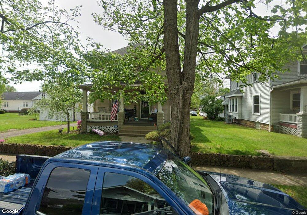 325 N 13th St, Coshocton, OH 43812 - photo 1