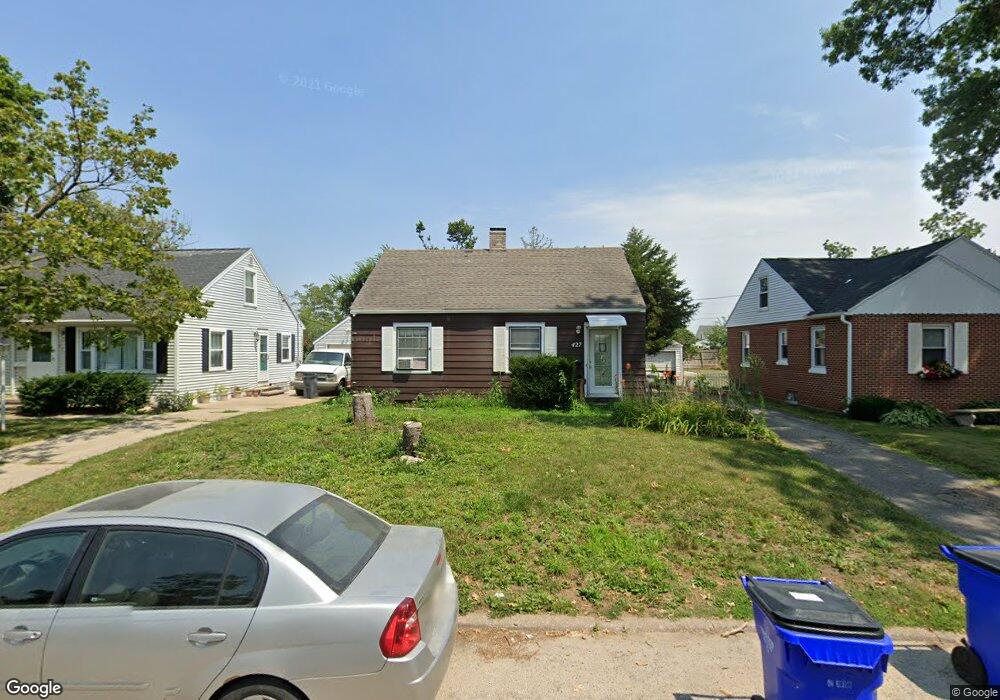 427 19th St NW, Cedar Rapids, IA 52405 - photo 1