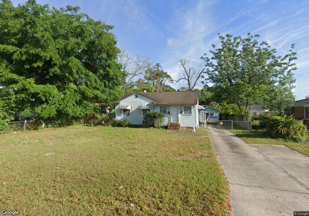 4519 Birkenhead Rd, Jacksonville, FL 32210 - photo 1