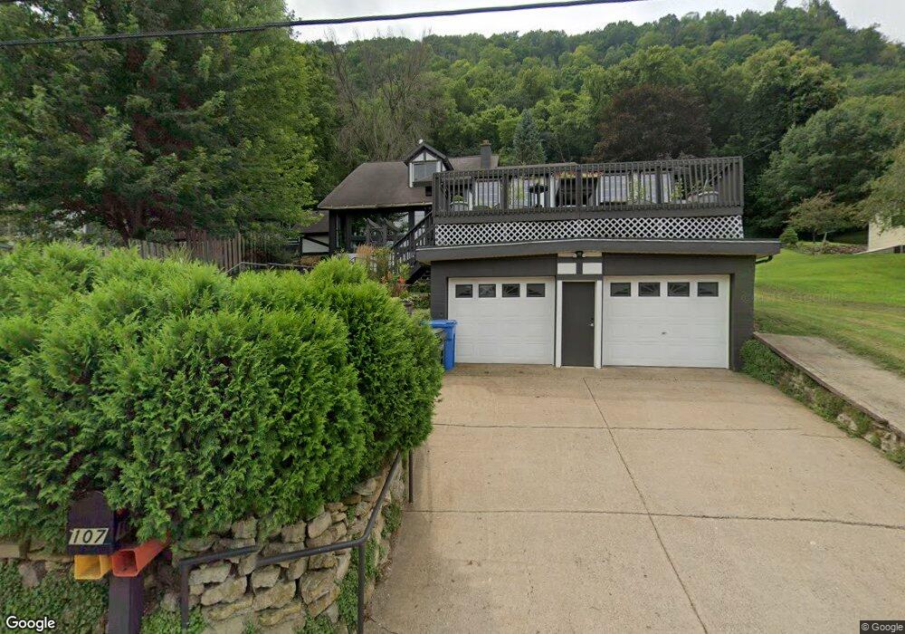 107 E Lake Blvd, Winona, MN 55987 - photo 1