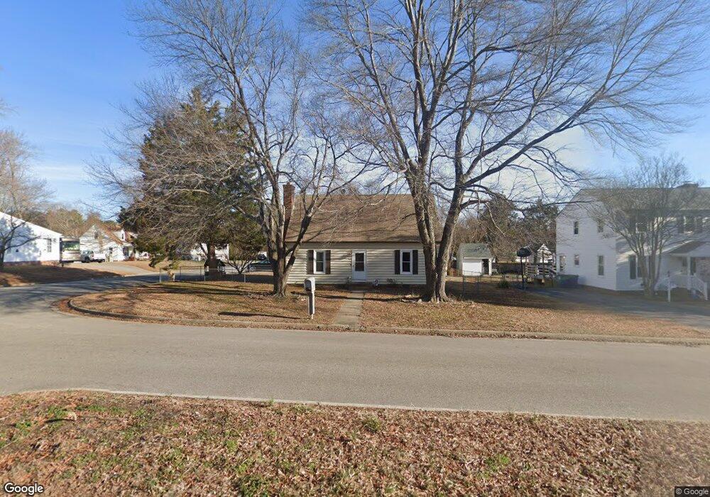 5630 Sara Kay Dr, North Chesterfield, VA 23237 - photo 1