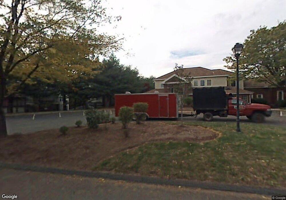 151 Carriage Crossing Ln, Middletown, CT 06457 - photo 1