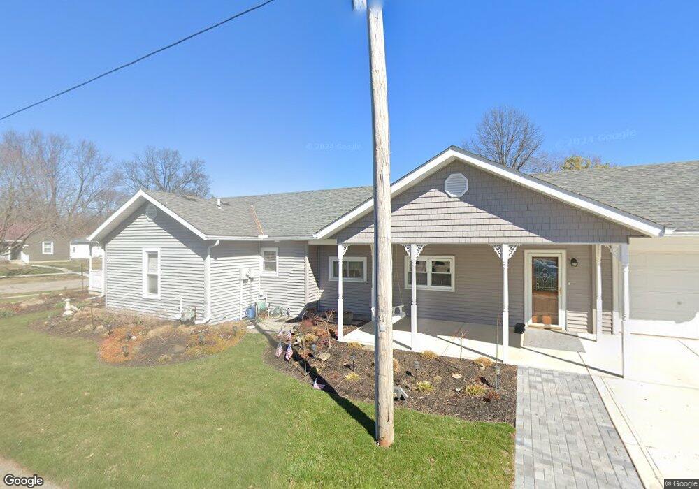 723 W 9th St, Marysville, OH 43040 - photo 1