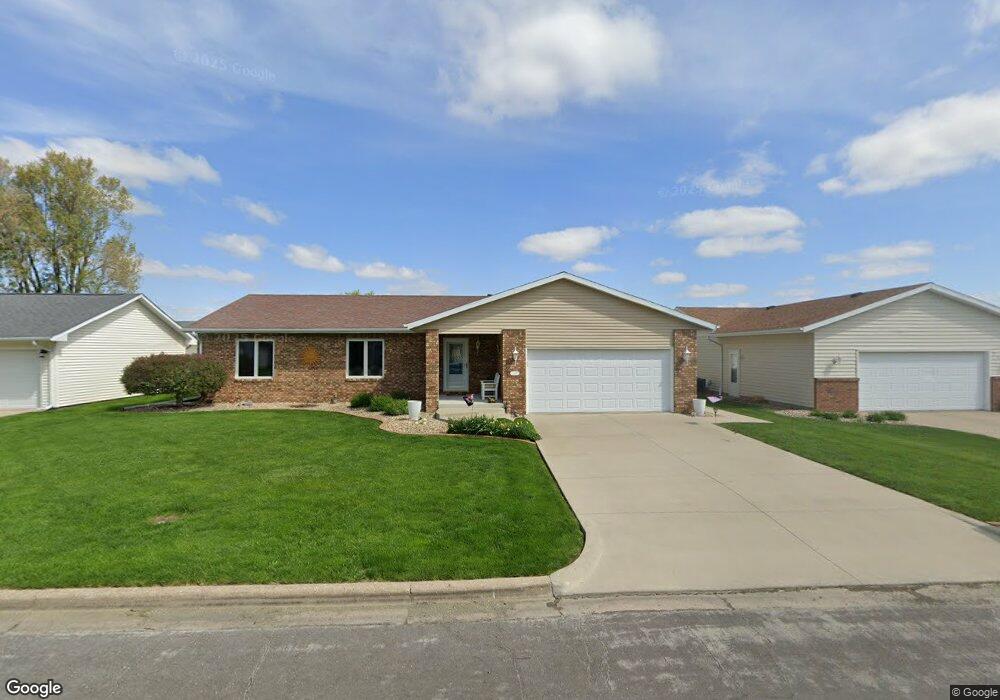 240 Heritage Ave, Lincoln, IL 62656 - photo 1