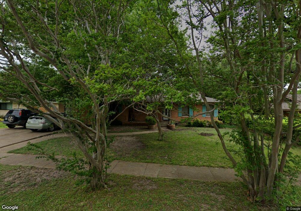 1102 Sunset Dr, Ennis, TX 75119 - photo 1