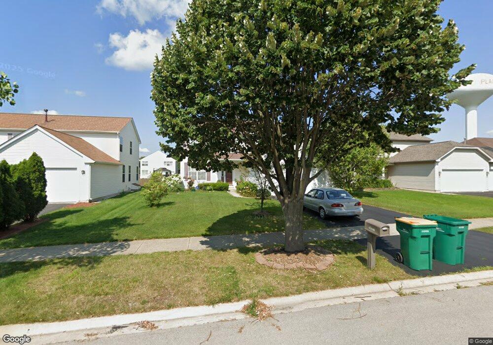 24320 Walnut Cir, Plainfield, IL 60585 - photo 1