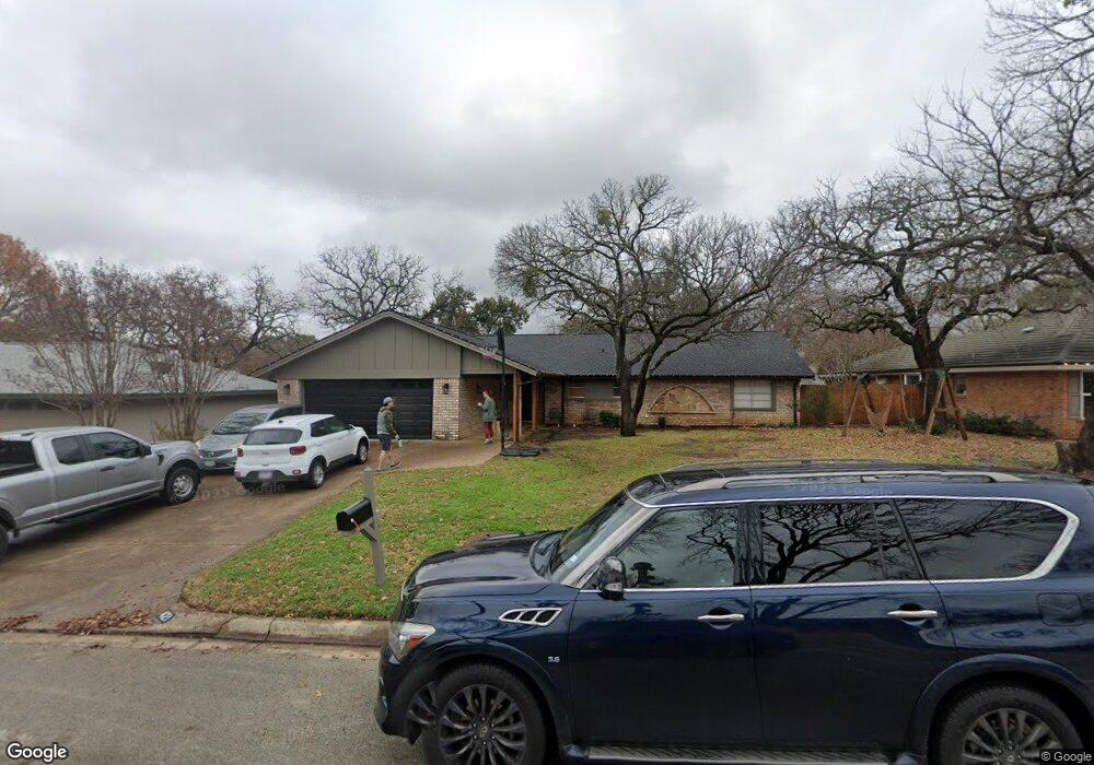 421 Hillview Dr, Hurst, TX 76054 - photo 1