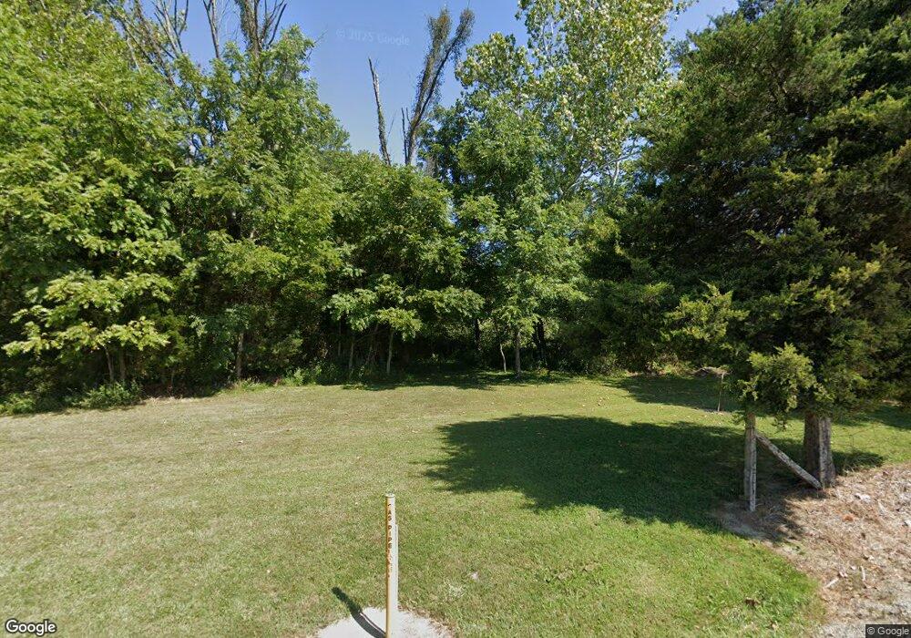 7450 W Deaver Rd, Columbus, IN 47201 - photo 1