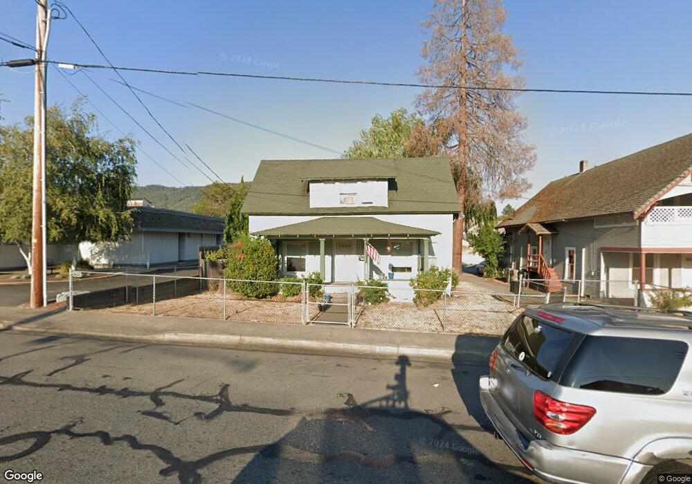 1015 NE 6th St, Grants Pass, OR 97526 - photo 1