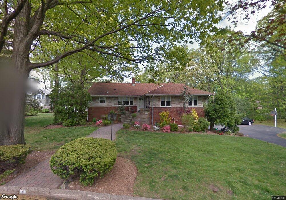 9 Reiner Place, Englewood Cliffs, NJ 07632 - photo 1