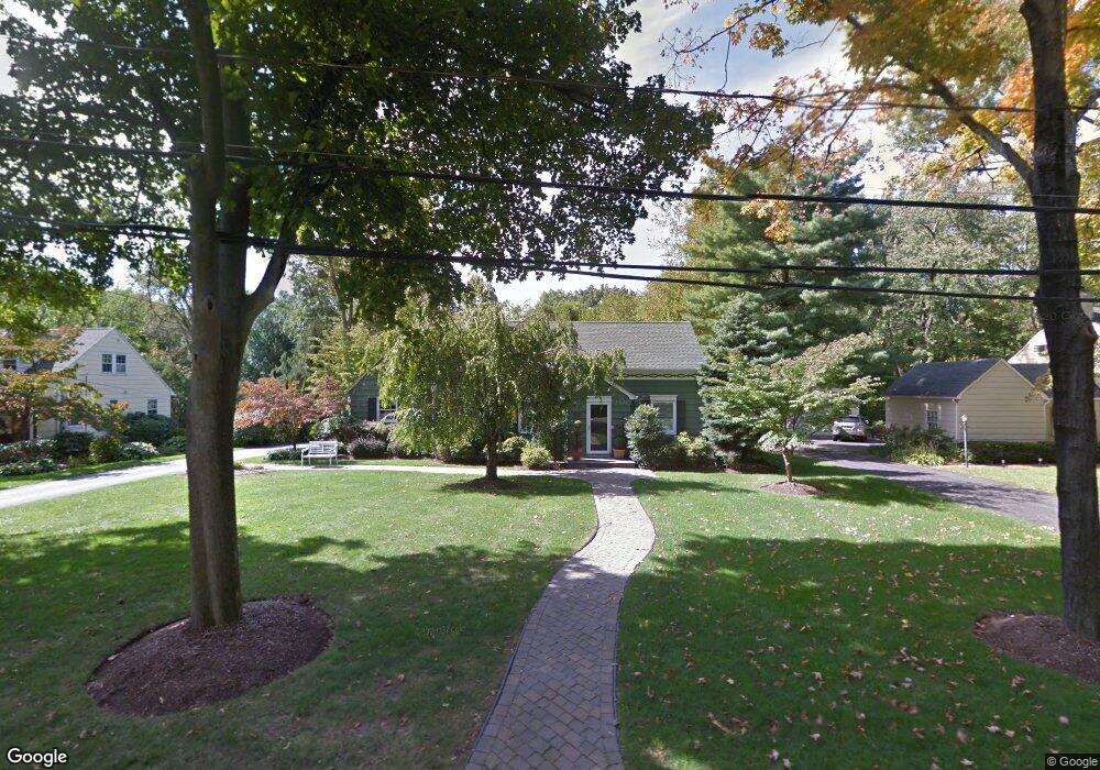 258 Gateway Rd, Ridgewood, NJ 07450 - photo 1