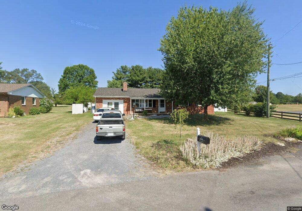 9819 Massanutten Ave, New Market, VA 22844 - photo 1