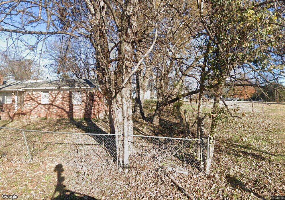 206 W 3rd St, Mulberry, AR 72947 - photo 1
