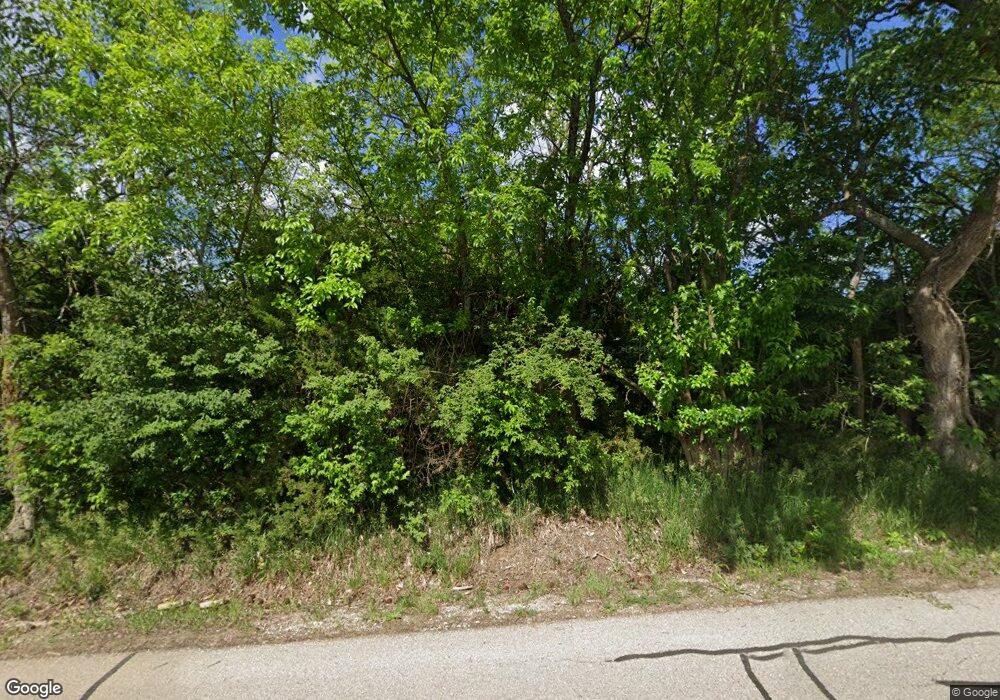 4745 SW Fairlawn Rd, Topeka, KS 66610 - photo 1