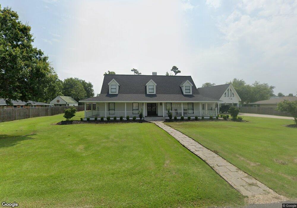 3609 Pin Oak Ct, Lake Charles, LA 70605 - photo 1