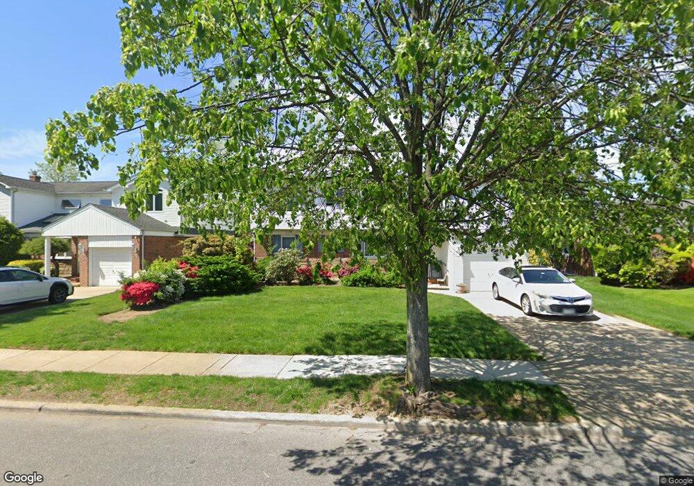 728 Willow Rd, Franklin Square, NY 11010 - photo 1