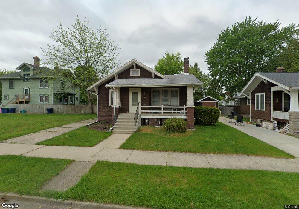 311 N Grant St, Bay City, MI 48708 - photo 1