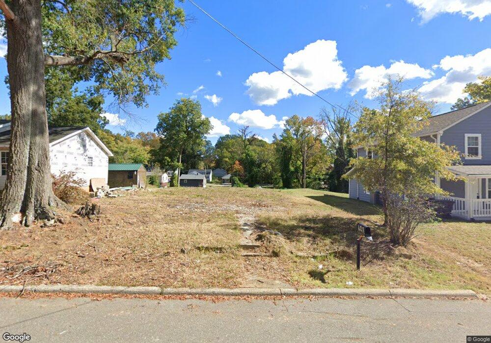 427 Harrison St, Statesville, NC 28677 - photo 1