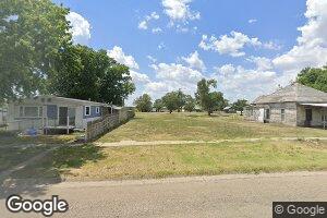 319 S Main St, Lucas, KS 67648