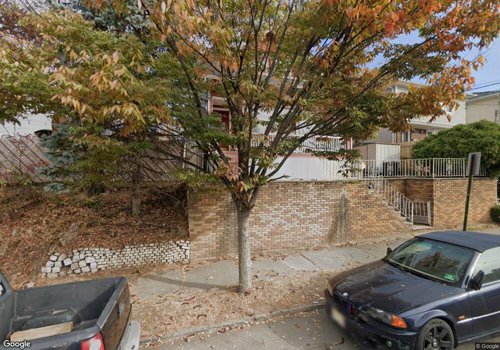 81 Bergen Ave, Kearny, NJ 07032 - photo 1