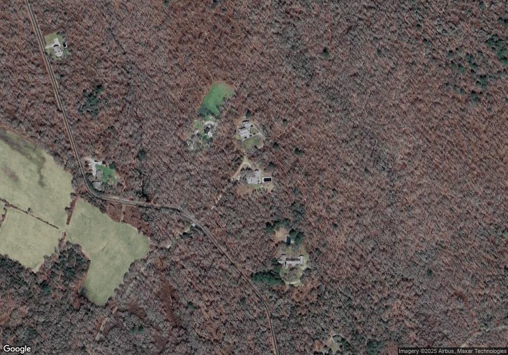 567 Potomska Rd, South Dartmouth, MA 02748 - photo 1