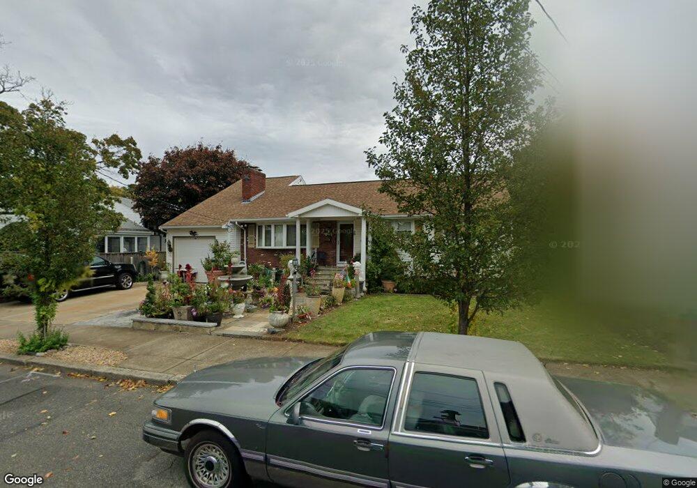 65 Anthony Cir, Newtonville, MA 02460 - photo 1