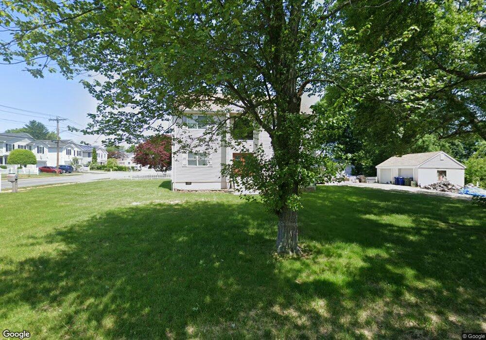 1320 Sylvan Ave, Bridgeport, CT 06606 - photo 1