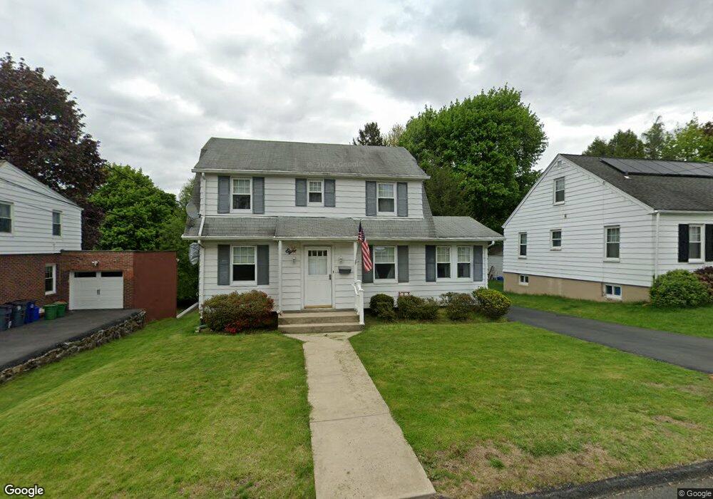8 Hudson View St, Garnerville, NY 10923 - photo 1