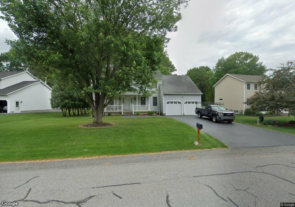 6979 Suzanne Ln, Schenectady, NY 12303 - photo 1