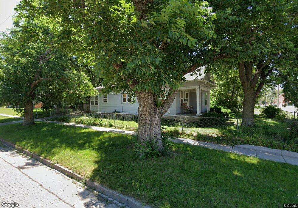 325 E 25th St, Des Moines, IA 50317 - photo 1