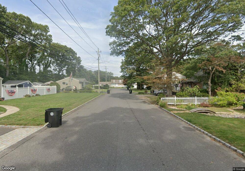 68 Ridgeway Blvd, Bay Shore, NY 11706 - photo 1