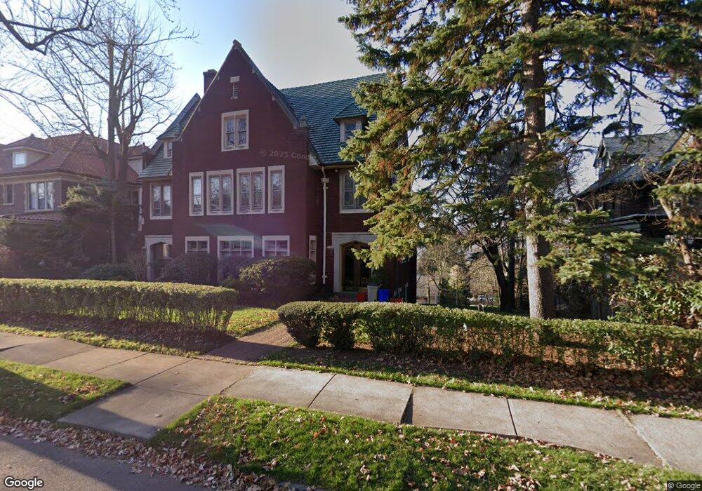 611 N Webster Ave, Scranton, PA 18510 - photo 1