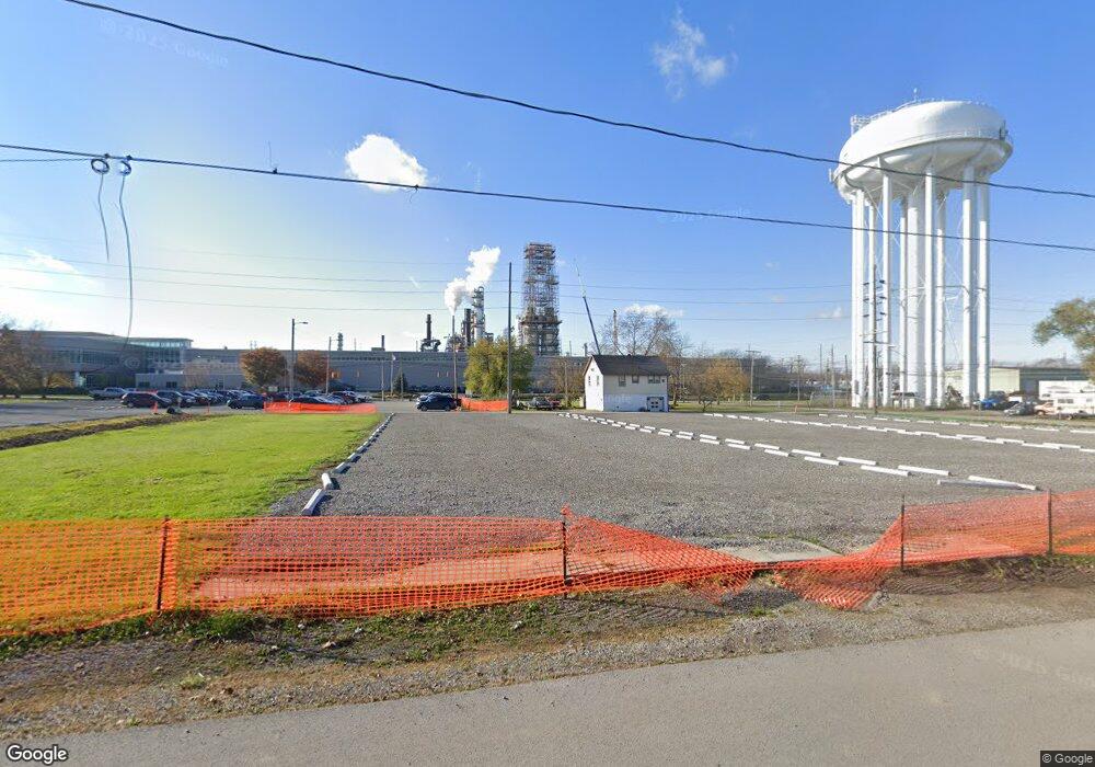 1218 S Atlantic Ave, Lima, OH 45804 - photo 1