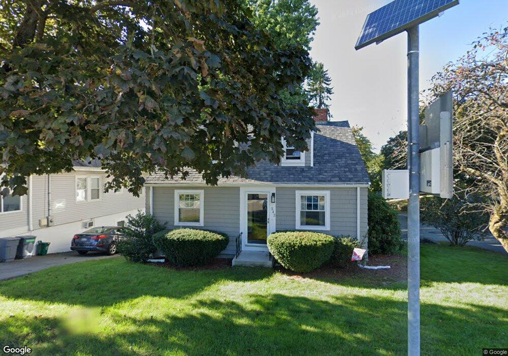 342 Forest St unit 1, Arlington, MA 02474 - photo 1