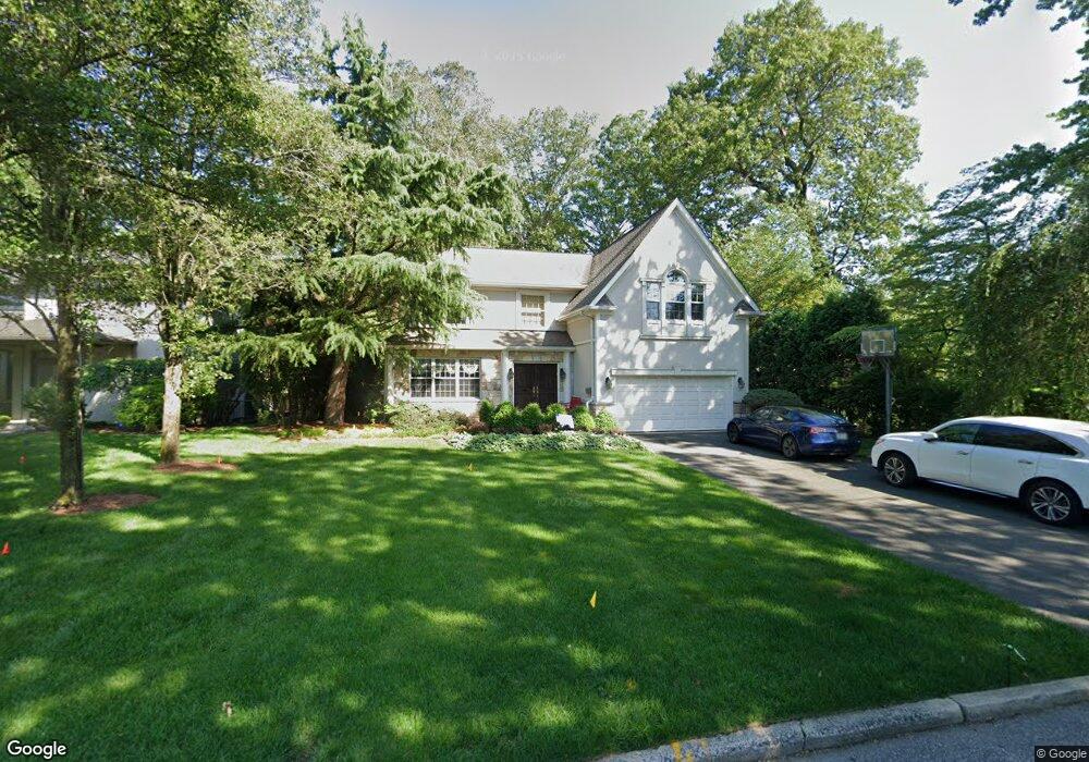 110 Thatcher Rd, Tenafly, NJ 07670 - photo 1