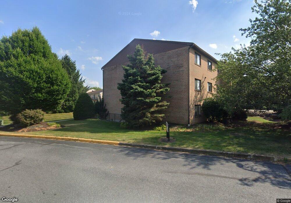 886 Cold Spring Rd unit 8, Allentown, PA 18103 - photo 1