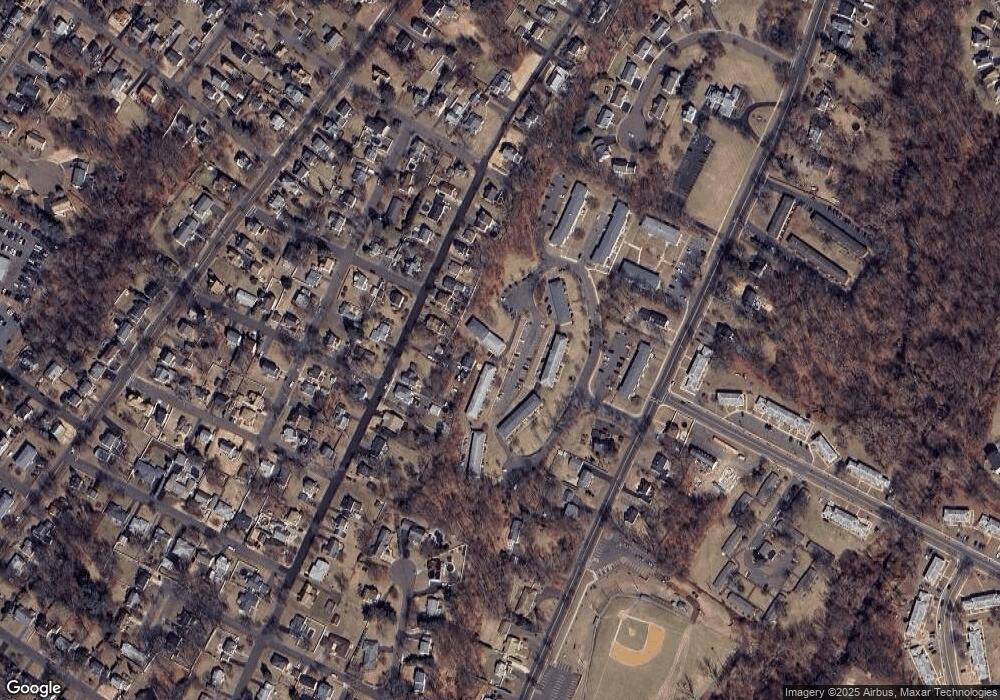 101 Sigwin Dr, Wallingford, CT 06492 - photo 1