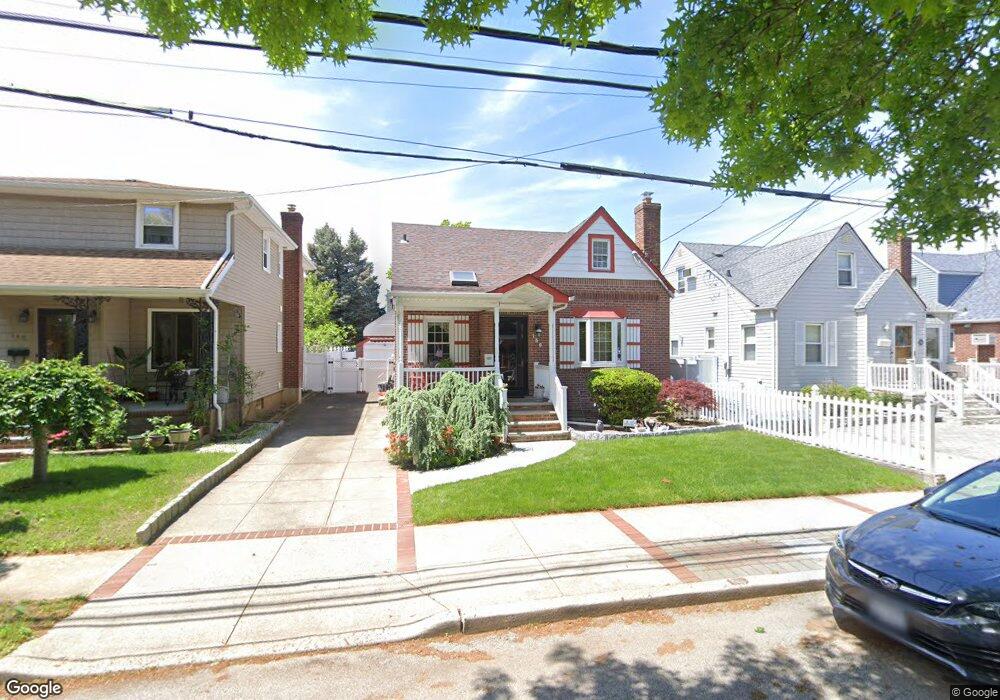 136 Jefferson St, Franklin Square, NY 11010 - photo 1