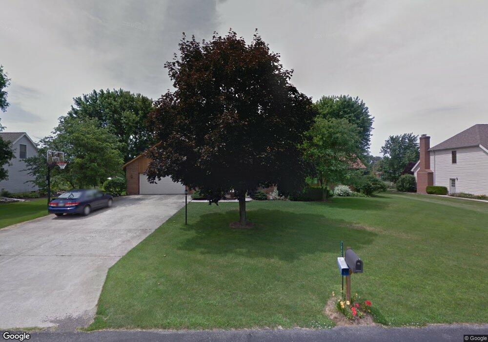 16428 Maureen Dr, Kenton, OH 43326 - photo 1